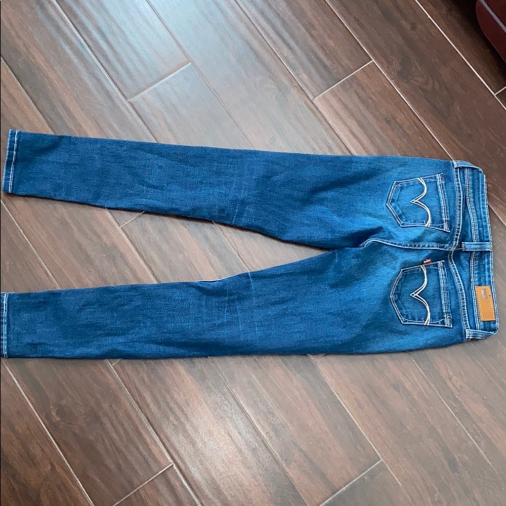 Levi’s Demi Curve Blue Jeans Size 24